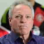 Abel Braga lamenta situação do Inter e se defende: “Quem perde um filho, não é homofóbico”