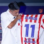 Ex-Botafogo, Thiago Almada pode ser negociado pelo Atlético de Madrid por falta de espaço no elenco, diz jornal