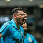 Mirassol encaminha a contratação de Tiquinho Soares, do Santos, por empréstimo