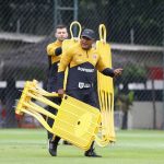 Roger Machado e comissão custam ao São Paulo menos da metade do que a equipe de Hernán Crespo