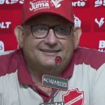 Guto Ferreira valoriza vitória magra que colocou o Vila Nova na liderança